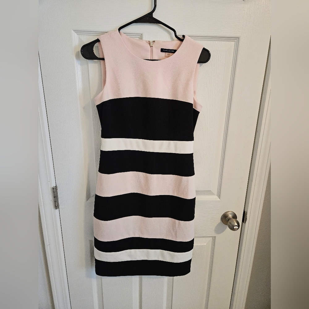 Tommy Hilfiger Colorblock Sheath Dress Sz 4 Pink White Black Stripes